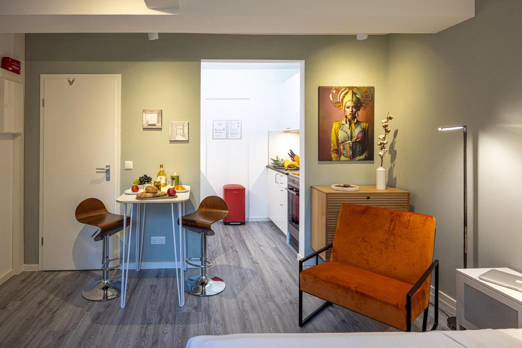 Have-A-Nice-Stay - Souterrain, Kino An Der Natur, U-Bahn Nach Hamburg 400M - Baecker & Restaurants 500M - Lidl 800M - Zentrum 1,5Km 阿伦斯堡 外观 照片